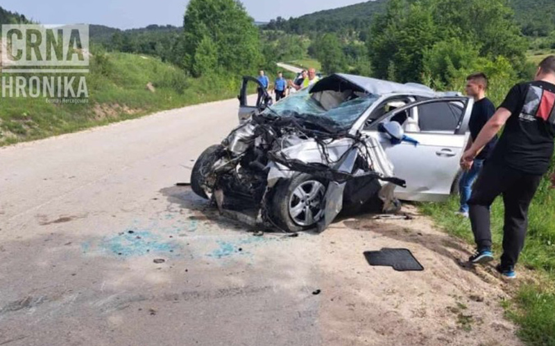 Detalji nesreće u kojoj su poginule dvije mlade osobe: “Vraćali su se sa svadbe, bili pijani i brzo vozili”