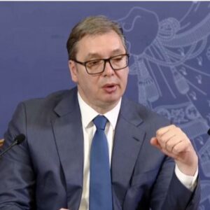 Vučić ponovo o Bosni i Hercegovini: ‘Imamo posla sa ludacima’