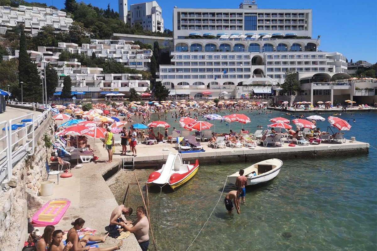 Turisti osvojili Neum uprkos višim cijenama: Sezona nikad bolja