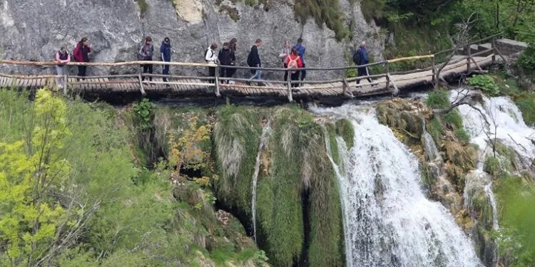 19-godišnjakinja iz BiH osumnjičena za krađu novčanika kineskoj turistkinji