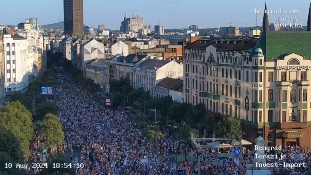 Hiljade ljudi je na ulicama Beograda: Počeli protesti zbog kojih Vučić strahuje