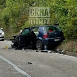 Nesreća na M19.2: Sudar dva automobila, prvu pomoć pružio pripadnik OS BiH