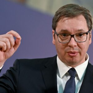 Vučić: Strane sile finansiraju proteste, žele da me sruše