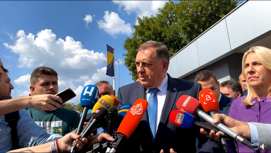 Dodik: Nuđeno mi je da se dogovorim za oslobađajuću presudu