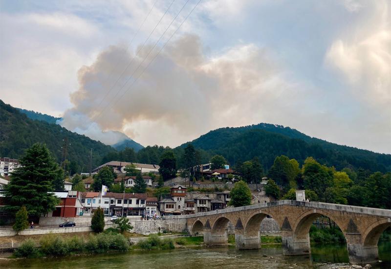 Kiša spasila šumu: Ugašen požar u Konjicu