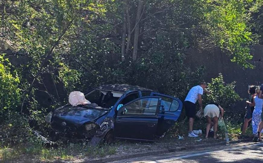 Povrijeđena jedna osoba u nesreći na putu Stolac – Neum