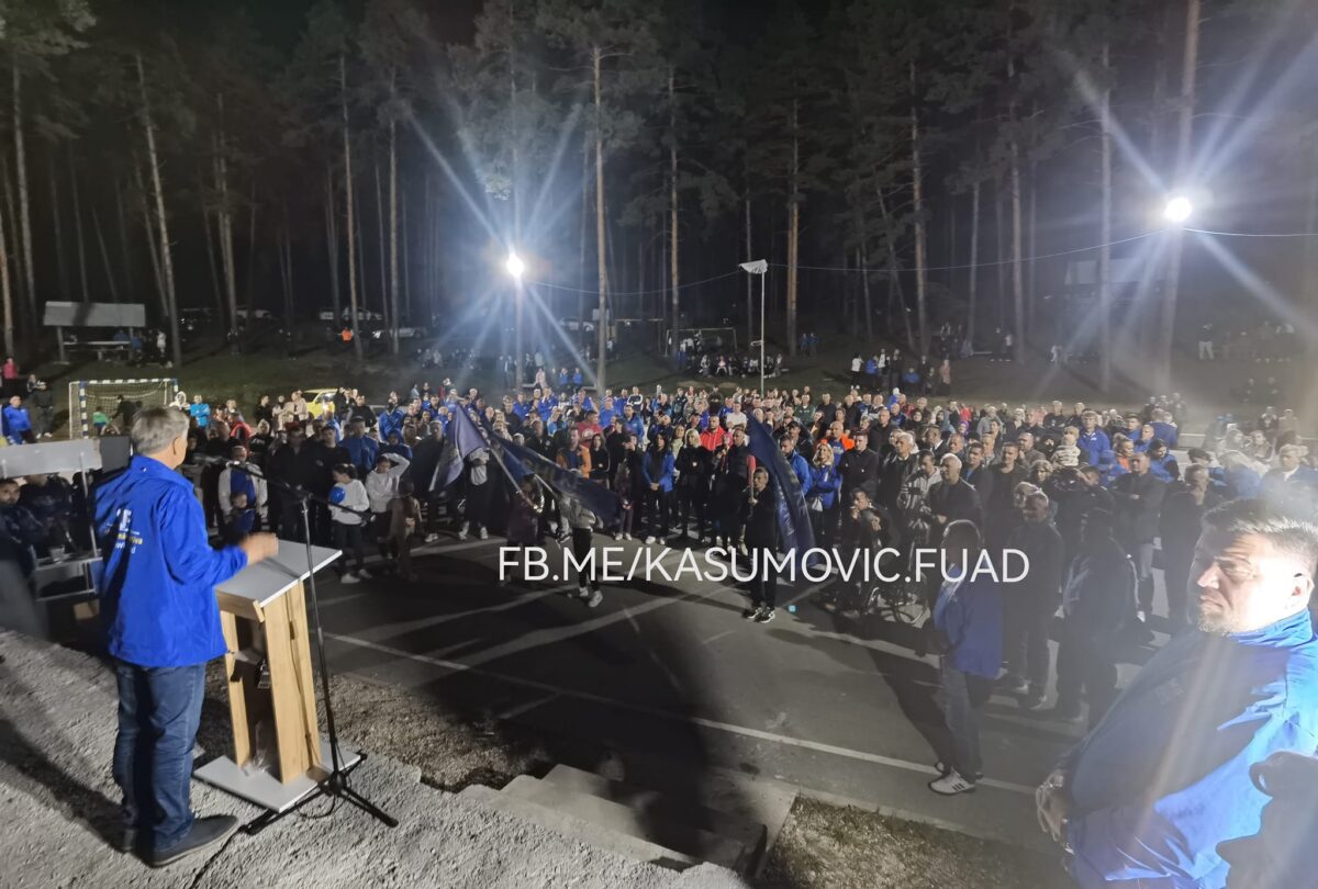 Gradonačelnik koji ima platu od 5.000 KM kaže da ne zna “govoriti ćirilicu”