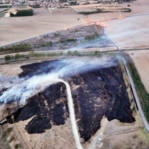 Požar zahvatio veliki dio deponije u Bijeljini