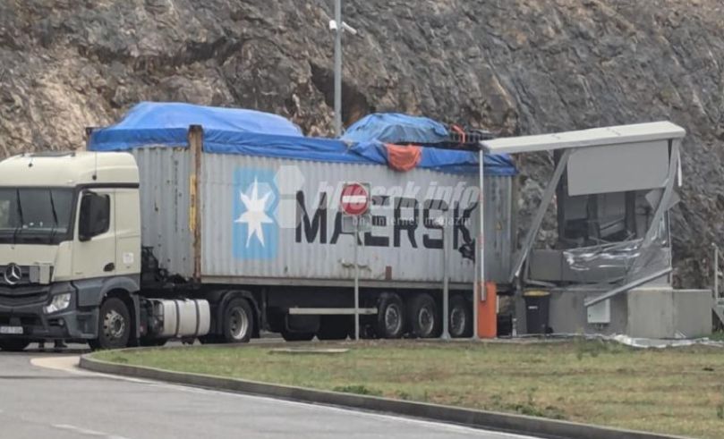 Šleper uništio carinsku kućicu na Bijači, povrijeđen carinik