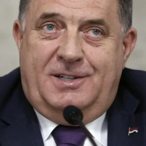 Dodik predlaže reorganizaciju Banja Luke