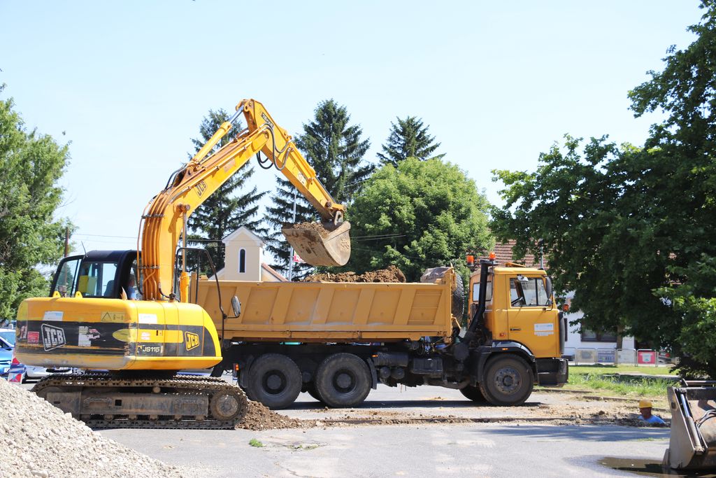 Traže zaustavljanje ilegalnog vađenja šljunka: Poplave u Bijeljini mogu brzo nastati