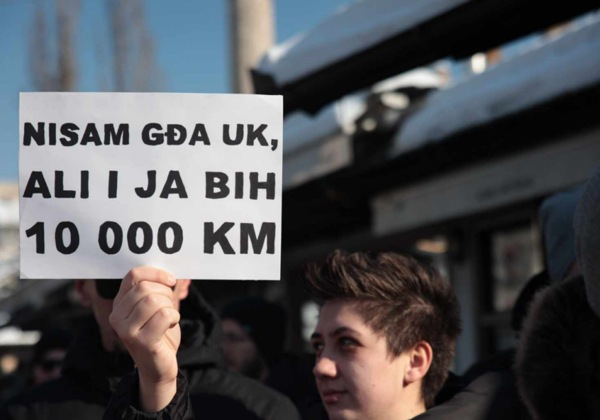 Nakon penzionera, logoraša i zdravstvenih radnika, mladi u Sarajevu danas izlaze na ulicu