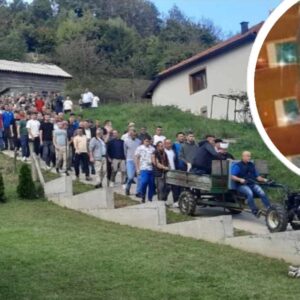 Veliki broj ljudi se oprostio od Rusmira kojeg je zapalio brat Ragib