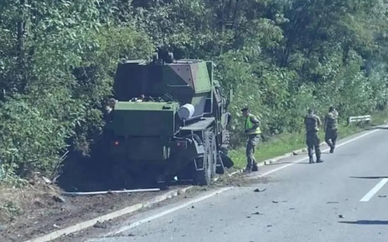 U Srbiji se sudarili vojno vozilo i automobil, dvoje poginulih