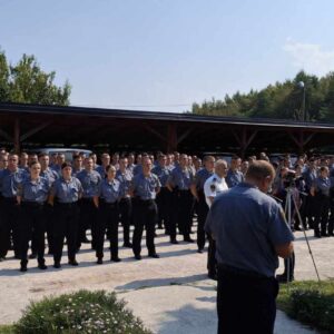 (VIDEO) 131 novi policajac sutra na ulicama SBK-a: Položili svečanu zakletvu