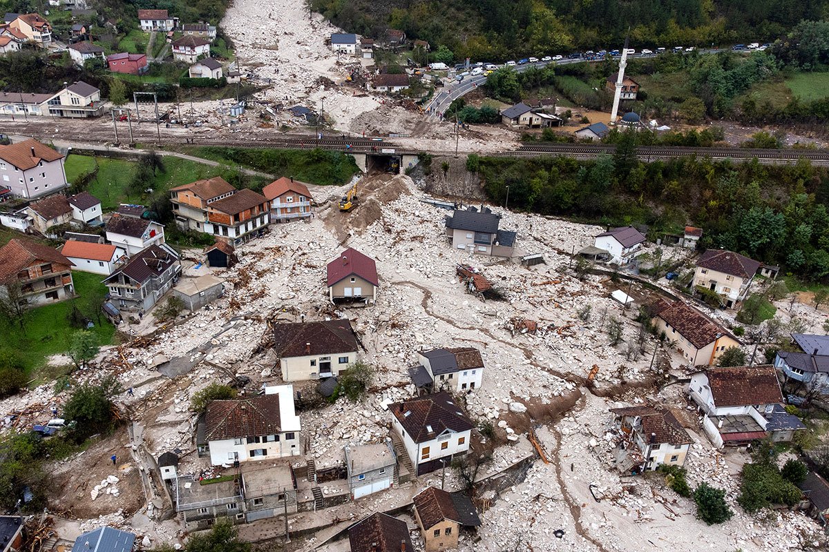 Broj stradalih u poplavama u Jablanici i Konjicu povećan: Potraga za nestalima u toku