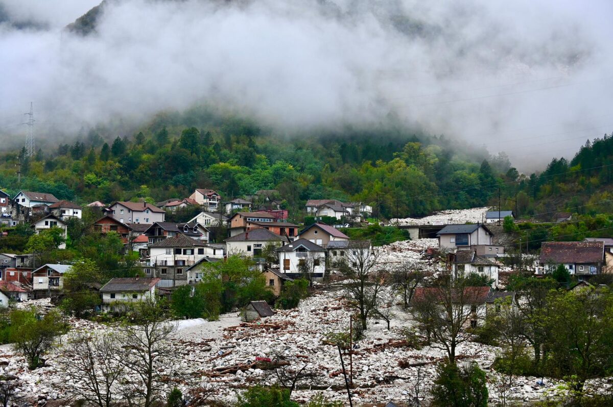 Pogledajte kako izgleda Donja Jablanica nakon tragedije koja je zadesila taj grad