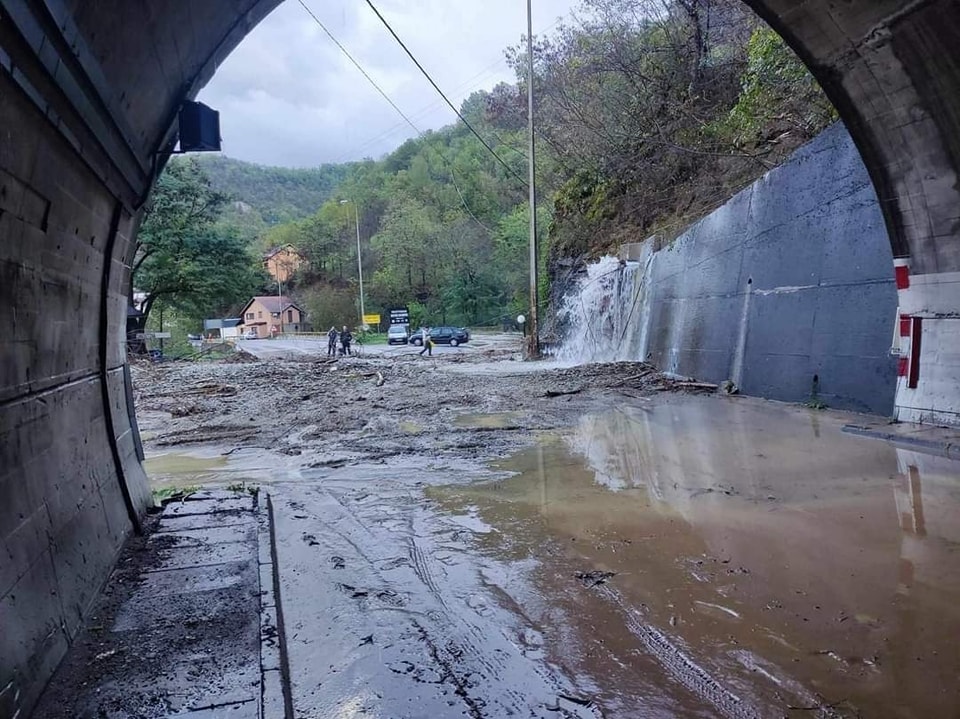 Vlada HNK apeluje na građane da ne kreću na put prema Jablanici i Konjicu