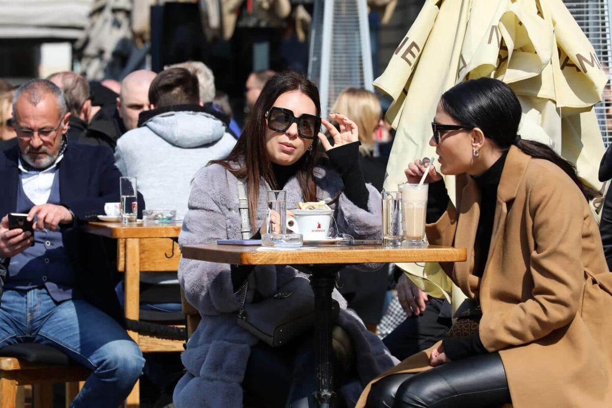 Topli i sunčani dani uz maglu u jutarnjim satima: Temperature do 26°C