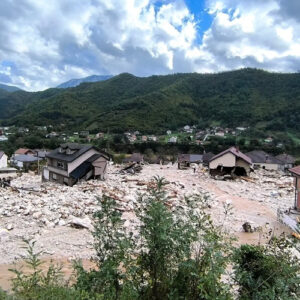 Katastrofalne zvanične informacije: Više od 14 osoba izgubilo život u poplavama i odronima u HNK