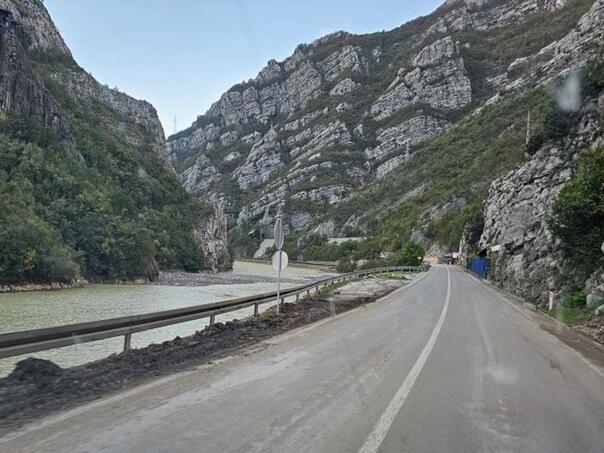 Put Mostar-Jablanica će biti otvoren sutra zbog kolektivne dženaze